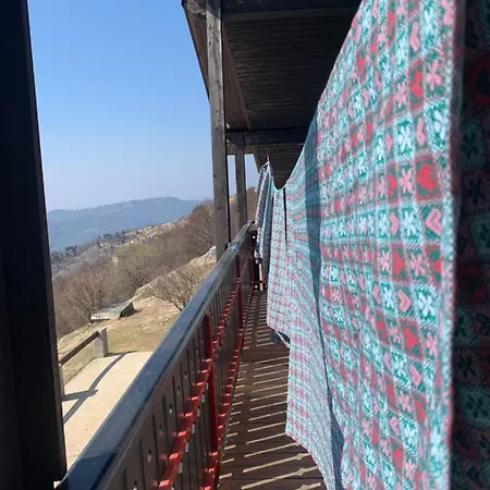 Rifugio Pelizzo بيت شباب Montemaggiore (Savogna, Udine)